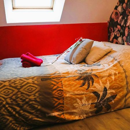 Romantic Studio Eve - Proche Gare - Netflix - Wifi Amiens Dış mekan fotoğraf