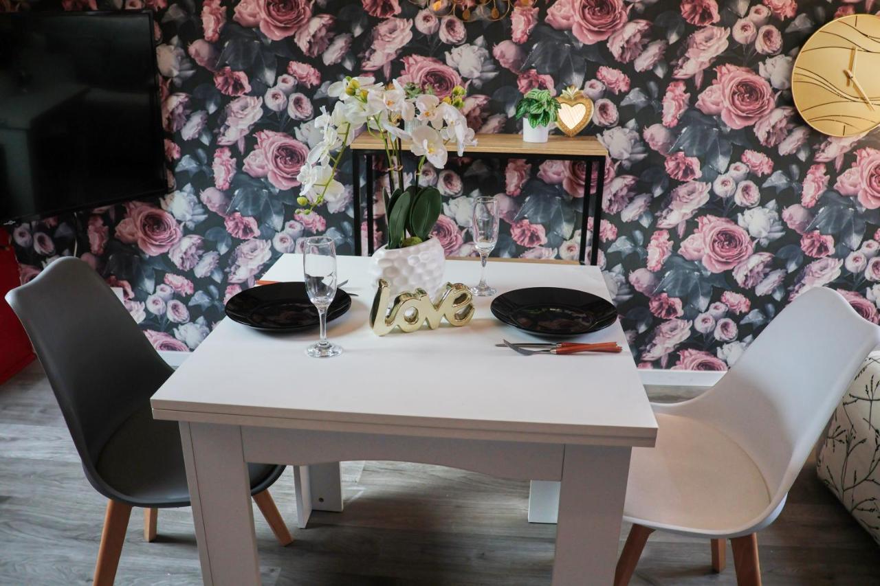 Romantic Studio Eve - Proche Gare - Netflix - Wifi Amiens Dış mekan fotoğraf