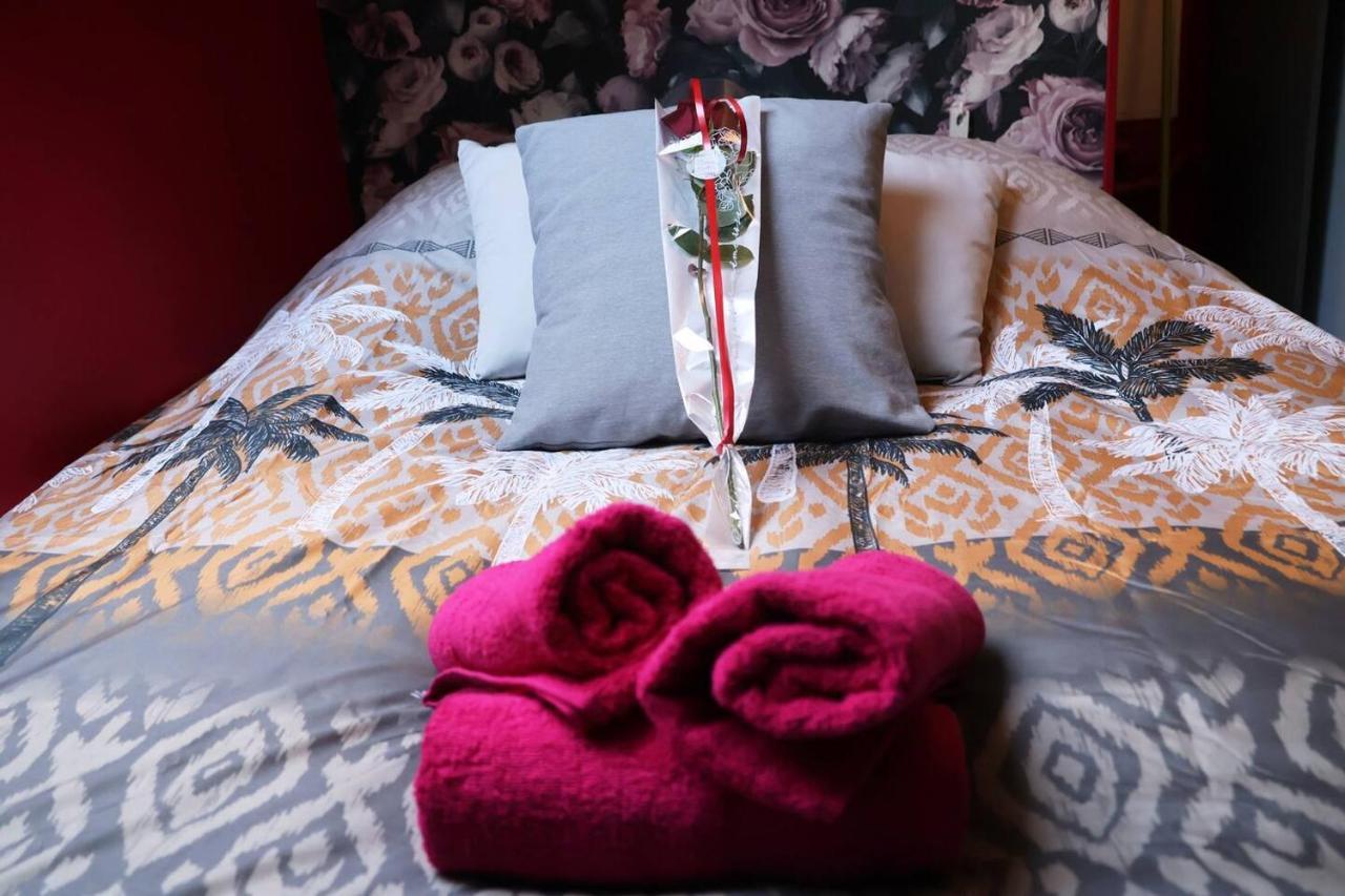 Romantic Studio Eve - Proche Gare - Netflix - Wifi Amiens Dış mekan fotoğraf