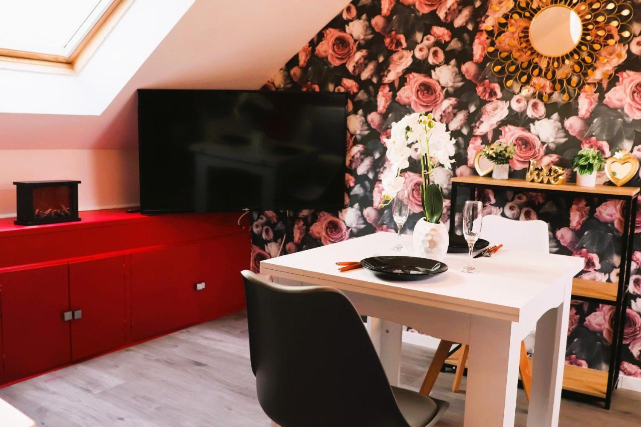 Romantic Studio Eve - Proche Gare - Netflix - Wifi Amiens Dış mekan fotoğraf